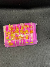 Load image into Gallery viewer, Streaming Bath Bomb Pinkle Berry Slushie 5.5oz