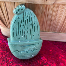 Load image into Gallery viewer, Artisan Soap Different Designs Small Bars