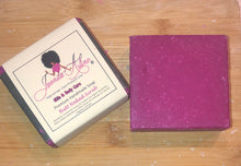 Load image into Gallery viewer, Hand Made Premium Soap Scent: Island Scents Line 5oz. bar