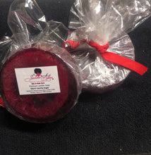 Load image into Gallery viewer, Handmade Premium Loofah Soap Bars Scent: Assorted Fragrances 4.25oz