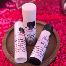 Load image into Gallery viewer, Hand Made Lip Balm