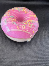 Load image into Gallery viewer, Streaming Donut Bathbomb 7.8oz